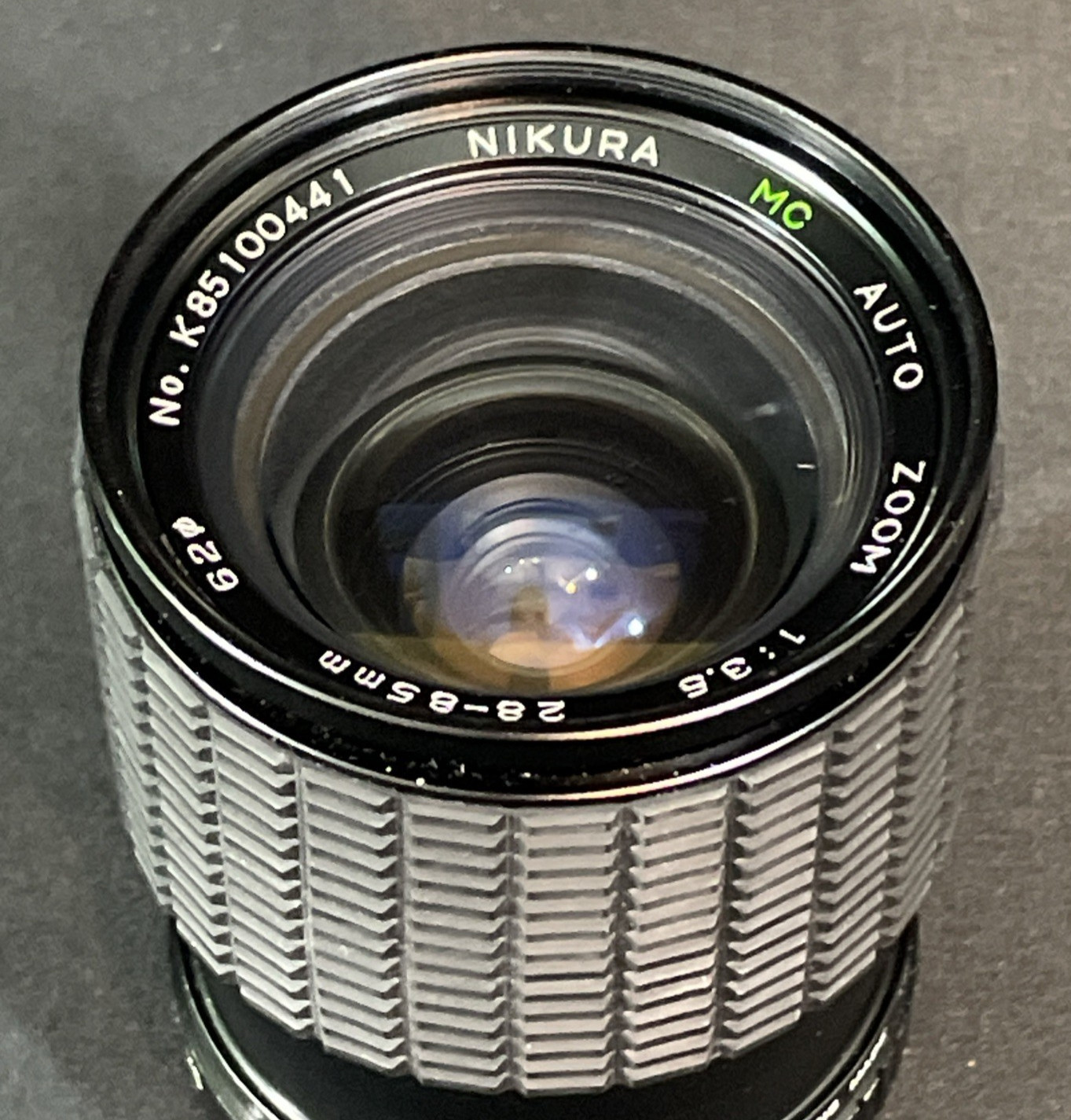 Nikura MC Auto Zoom Lens 1:3.5, 28-85 mm, 62mm K8510041