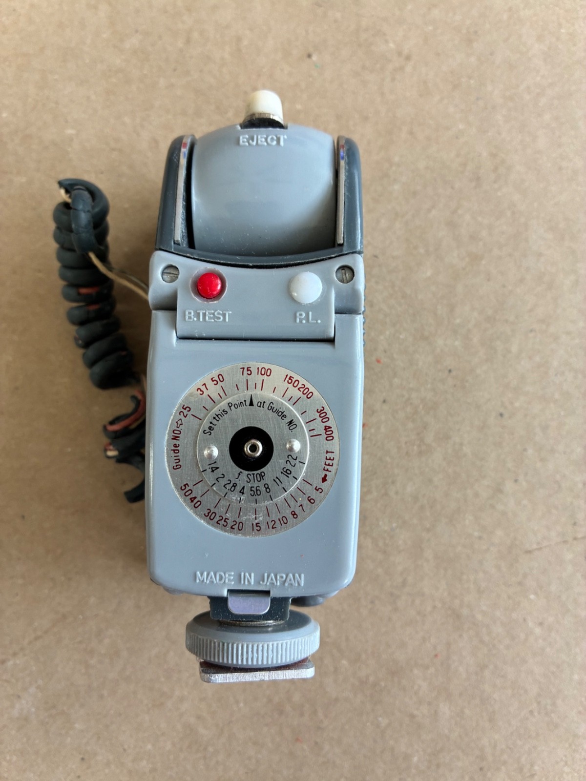 Vintage Vernon Swiya-Tilt-II Camera Flash Flashgun Made in Japan w/ Case
