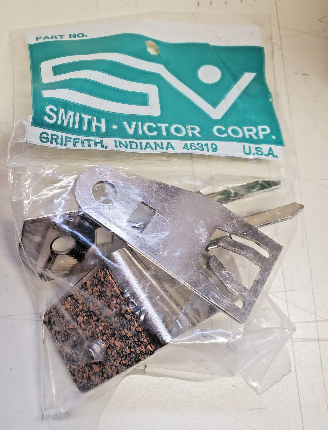 VINTAGE SV SMITH-VICTOR MOVIE LIGHT MODEL S650 FOR SUPER 8 MOVIE CAMERAS W/ BOX