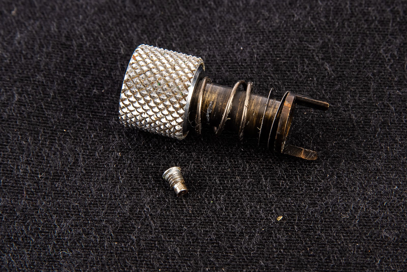 Leica IIIf 35mm Rangefinder Film Camera Replacement Part Rewind Knob Assembly V1