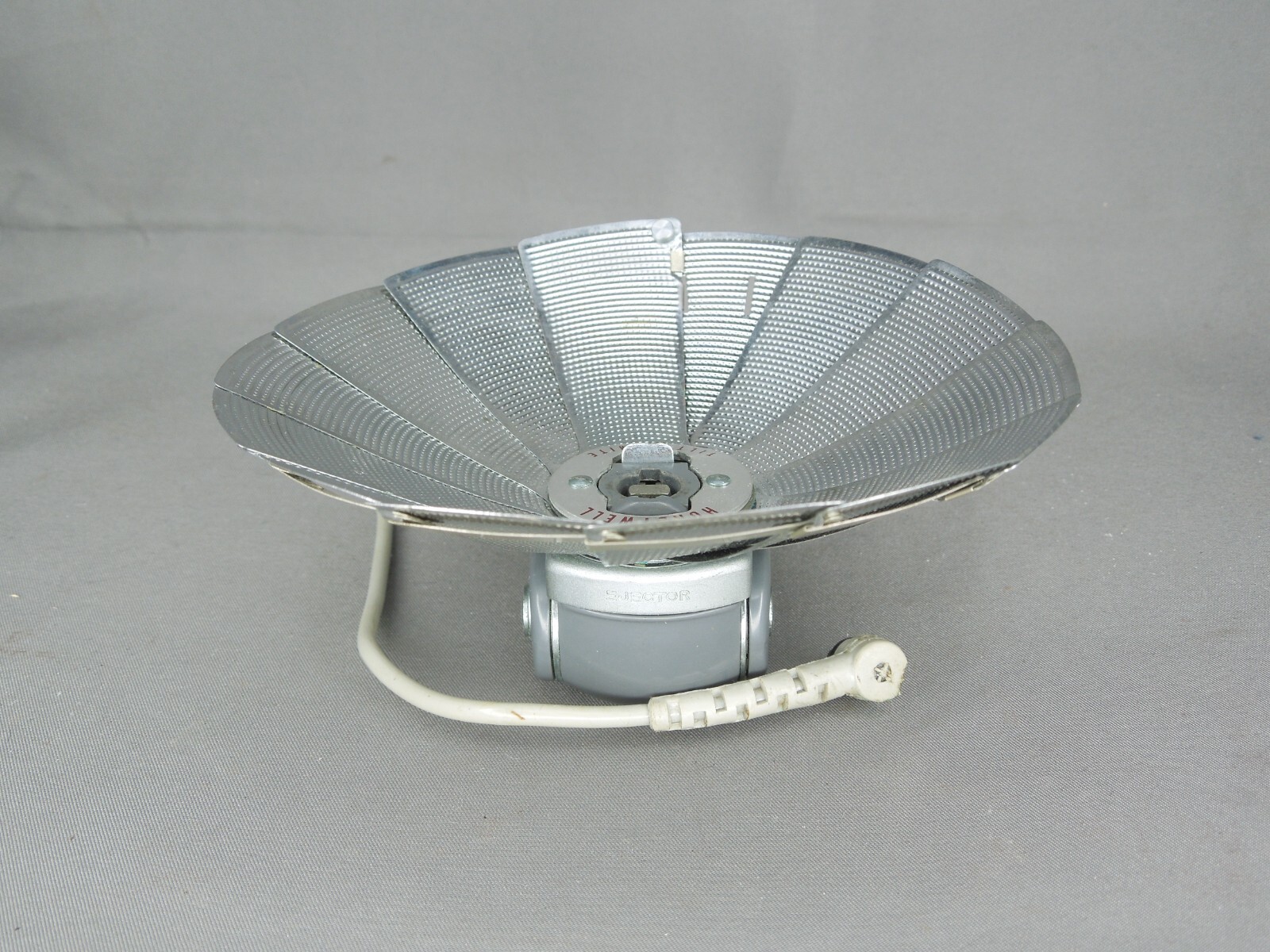 Vintage Honeywell Tilt-A-Mite Camera Equipment Flash Collapsible Fan w/ Case Jap