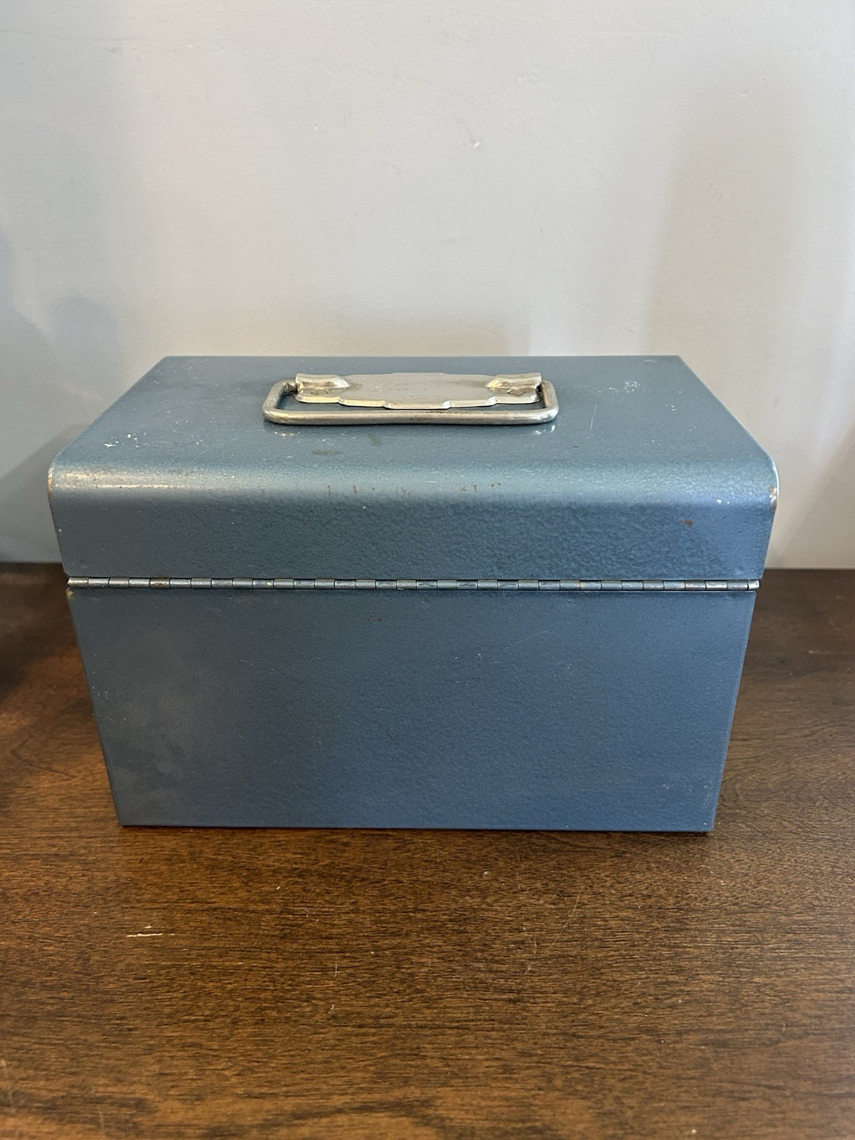 Vintage Logan Super 8mm Film Blue Metal Storage Box Case Holds 12 Reel Slots GUC