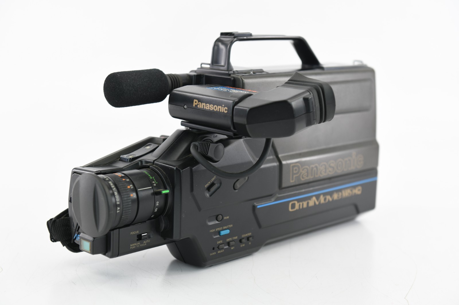1987 Panasonic PV-360D OmniMovie VHS Handheld Camcorder W/ Manual Battery & Case