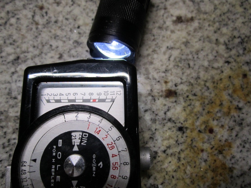 GOSSEN EXPOSURE LIGHT METER With NEW BATTERY for BOLEX 16MM MOVIE CAMERA WORKING