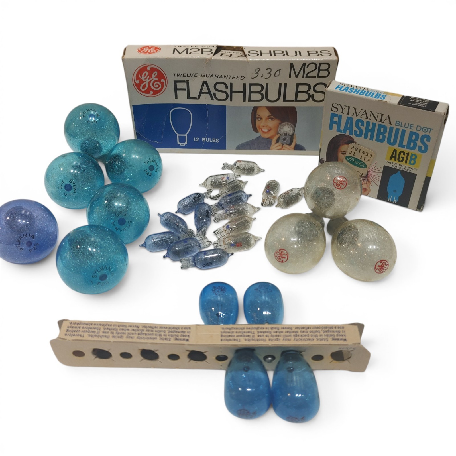 Large Lot ~ Vintage SYLVANIA/GE Flash Bulbs ~ M2B ~ AG1B ~ Blue Dot ~ P2S