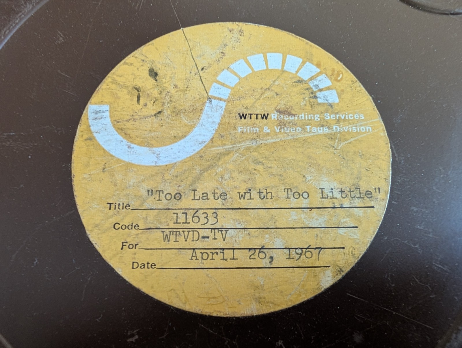 WTTW Chicago 16mm Brown Metal Film 12 1/2 Canister