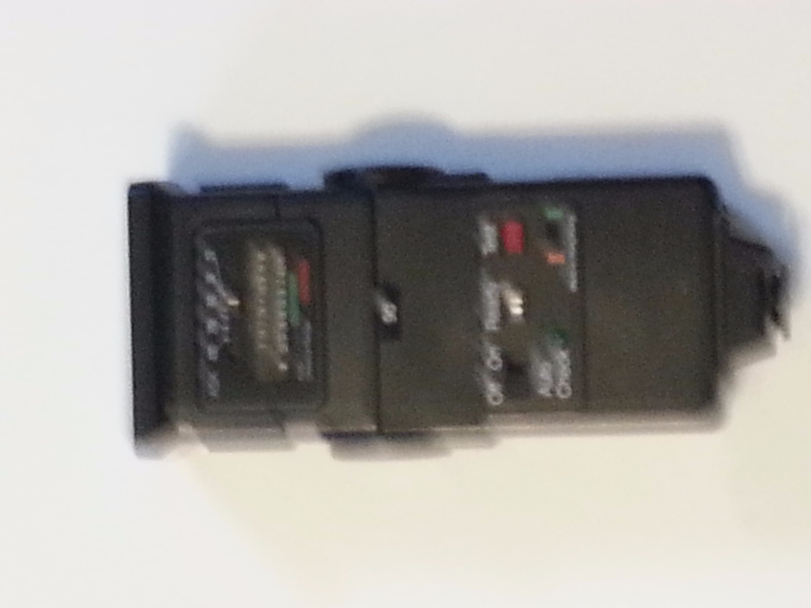 JCPenney Compact Zoom Automatic Strobe Thyristor FLASH Tilt head Vintage