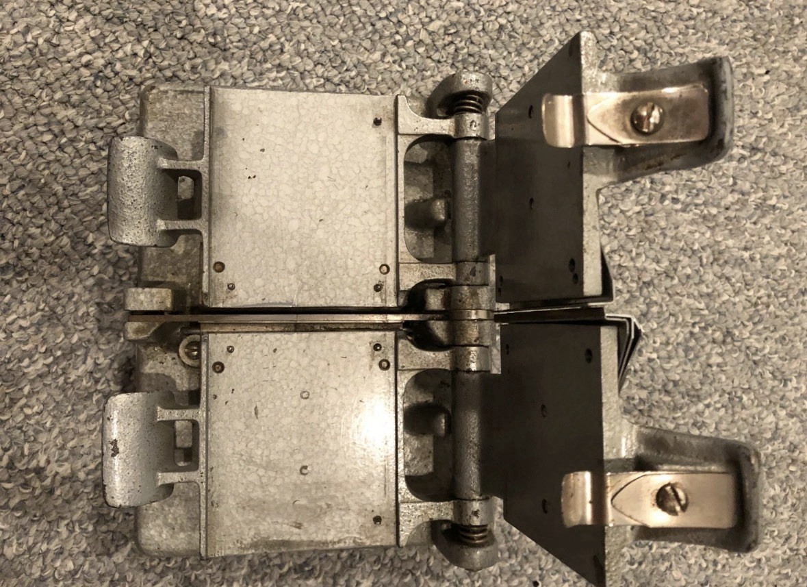 VINTAGE NEUSCOPE FILM SPLICER SERIAL NO. 73598