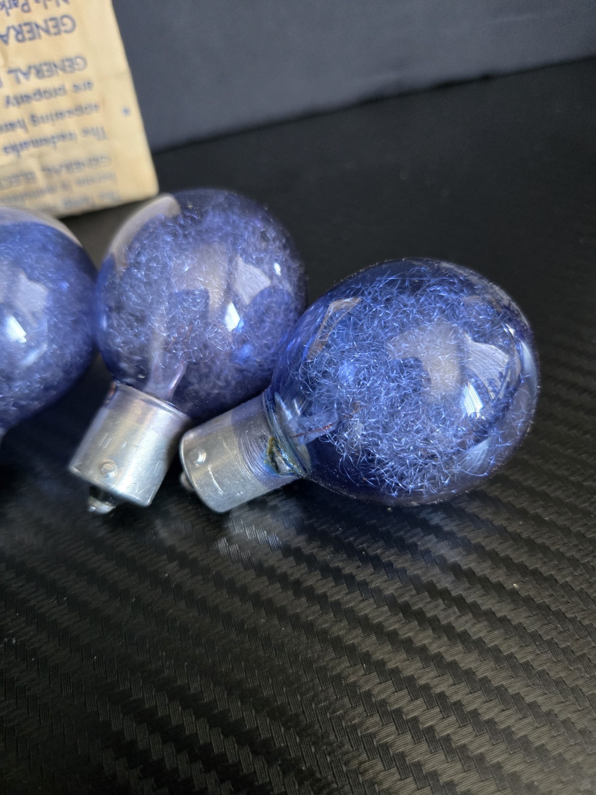 Lot of 7 General Electric Number 5 B Flash Bulbs Vintage