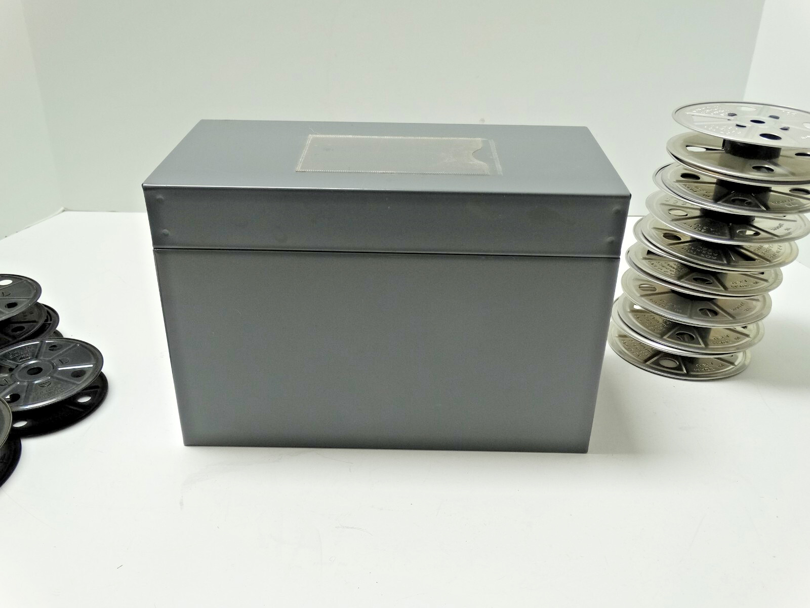 (12) VTG Kodak Empty Film Reels Metal Storage Box 1930s 1940s 2-7/8″ to 3-5/8″