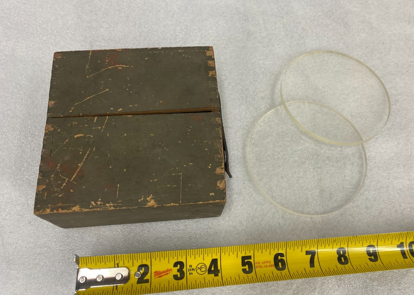 WW2 K-21 camera Filter box w/ 2 clear filters military (for graflex)