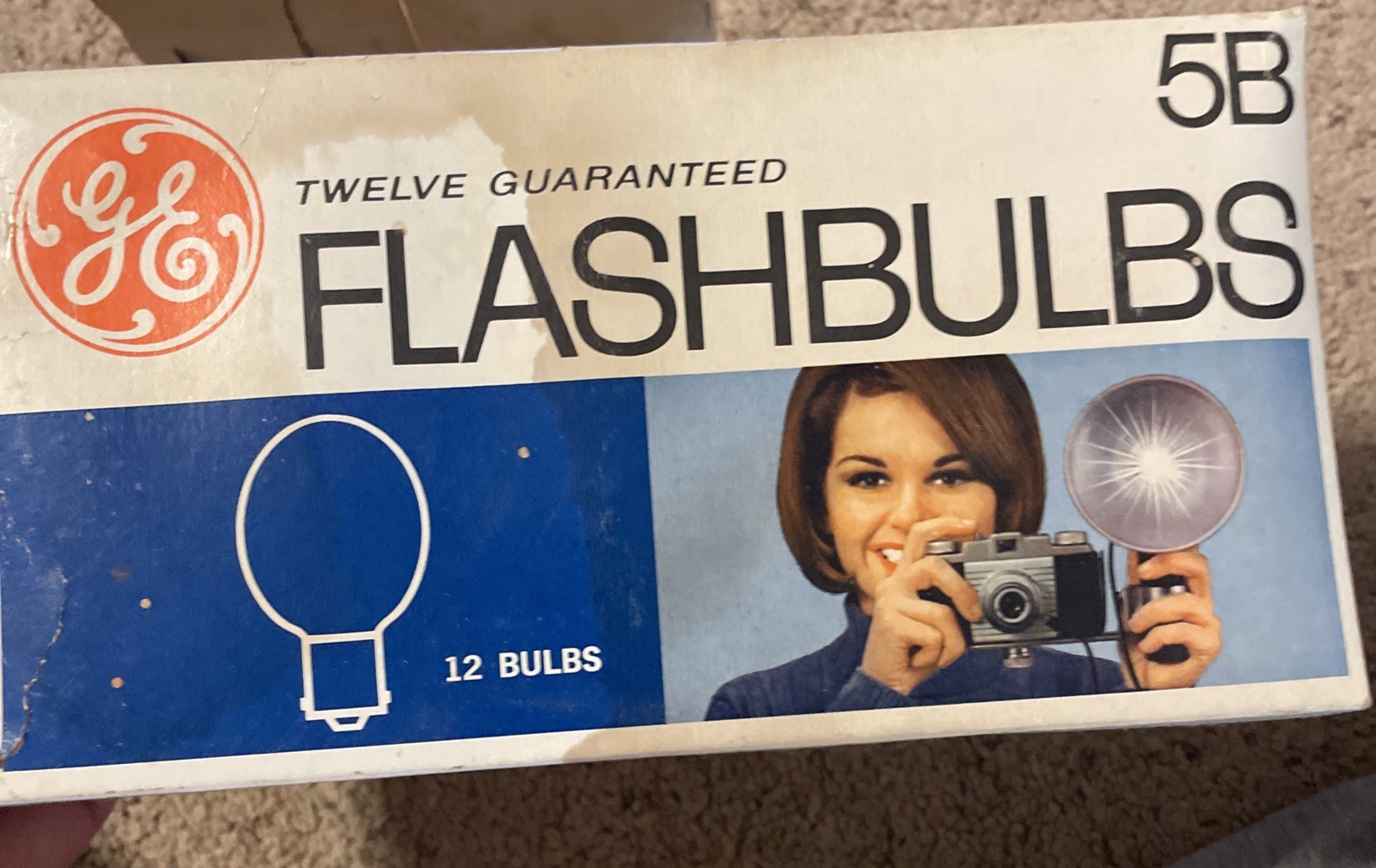 Vintage GE General Electric 5B Flashbulbs Blue 3 New Unused Bulbs.