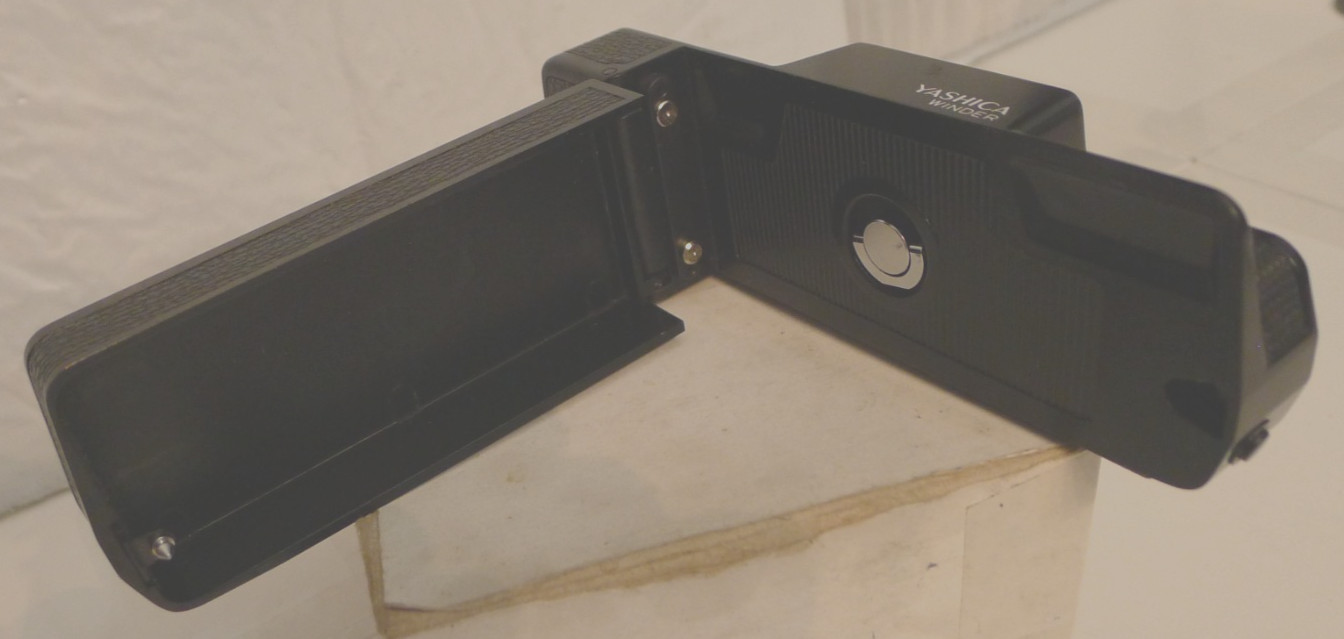 Yashica Motorized Winder – Made in Japan – NO BATTERY PACK