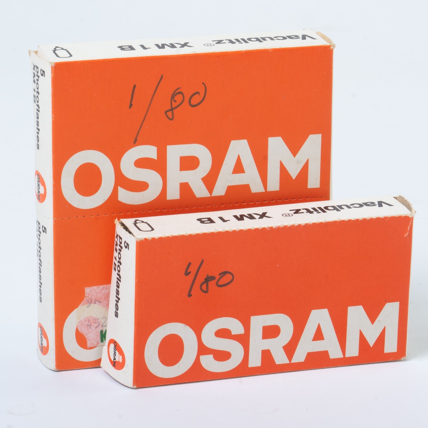 Box of 15 Vintage Osram XM 1B Vacublitz Photo Flash Bulbs New Old Stock