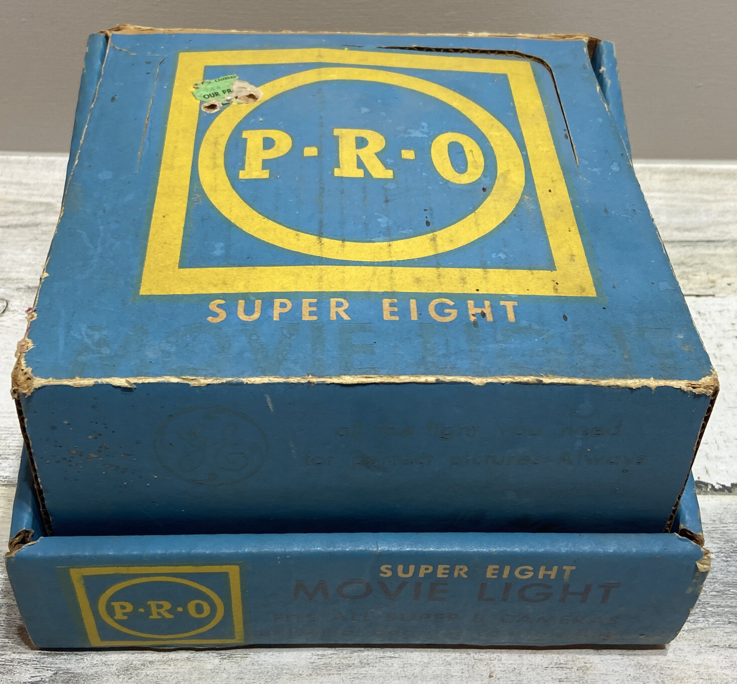 GE Super 8 PRO Movie Light Movielite Zoom Beam Model 75, Needs New Bulb