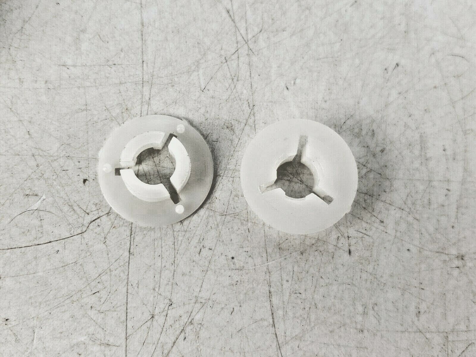 Lot of 2 Scherer 5″ Super 8 8mm Metal Reels Boxes Adaptors