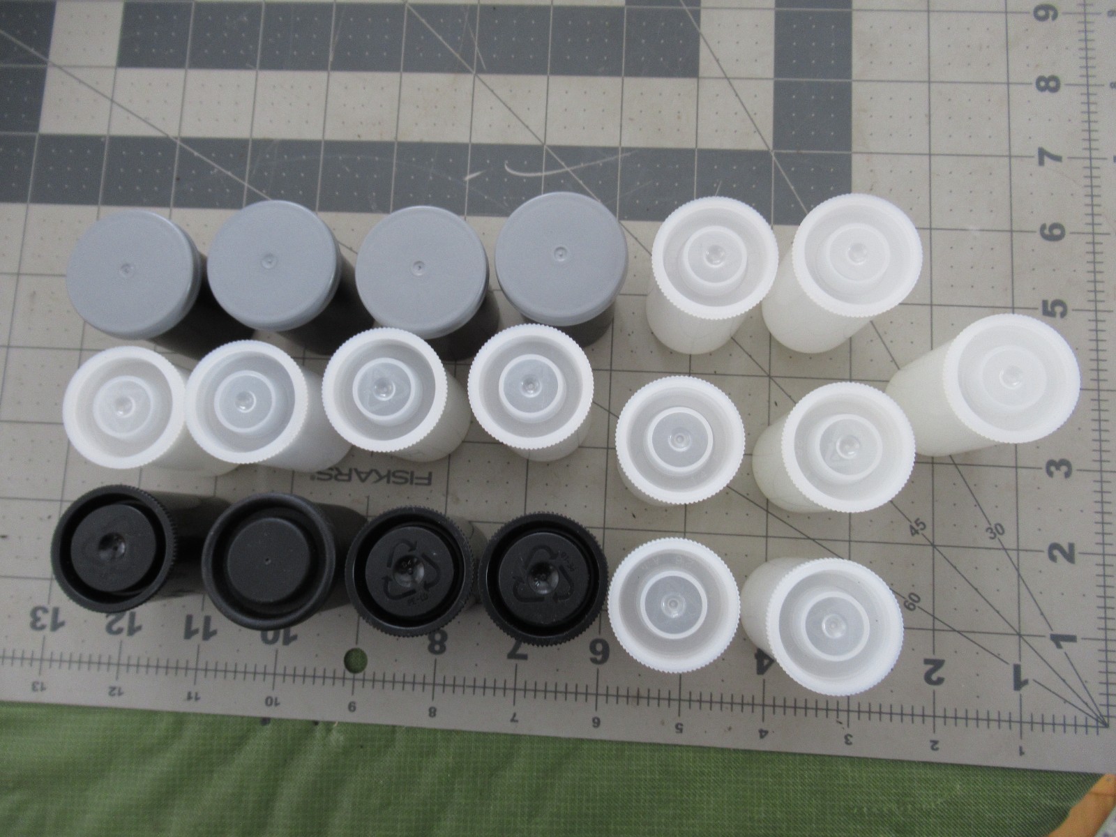 Lot of 19 Empty 35mm Film Canisters
