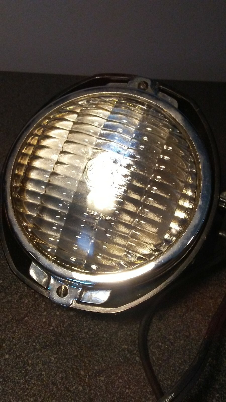 Acme-Lite Model 96 Vintage Movielite