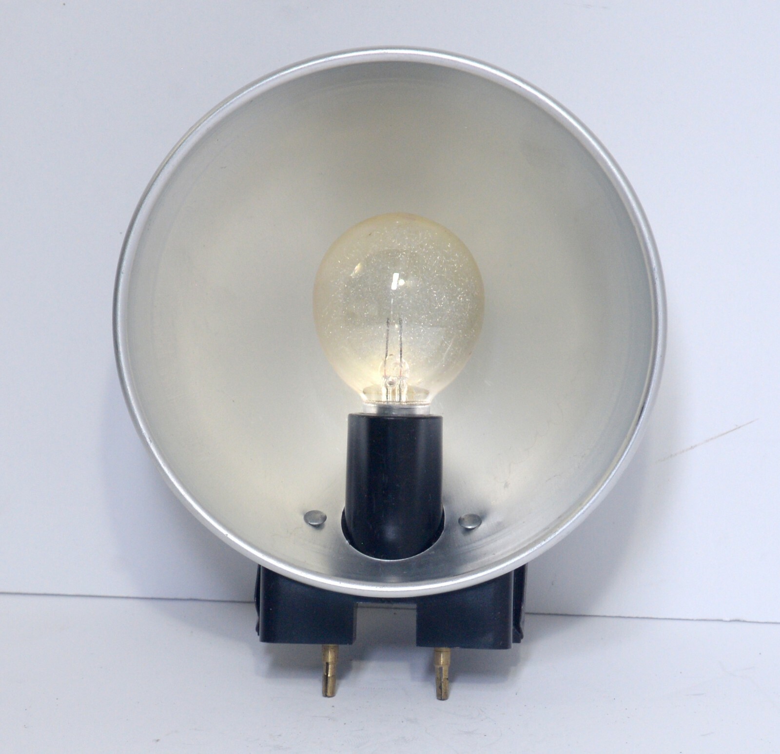 Flash Unit B-110 with Bulb Reflector Original Box Vintage Photo Accessory USA