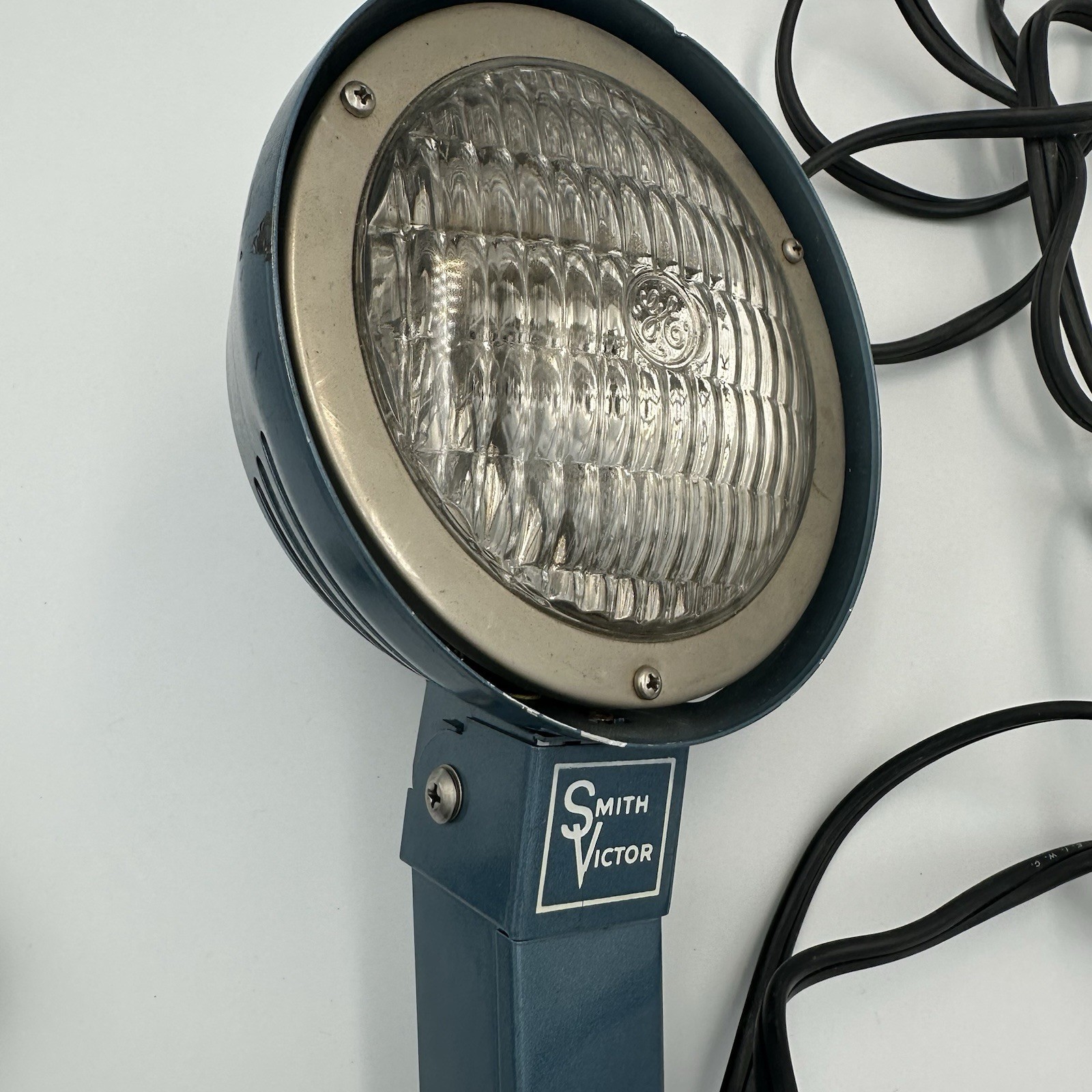 Vintage Smith Victor Flood / Spot Light Hand Held Model L6 – Works