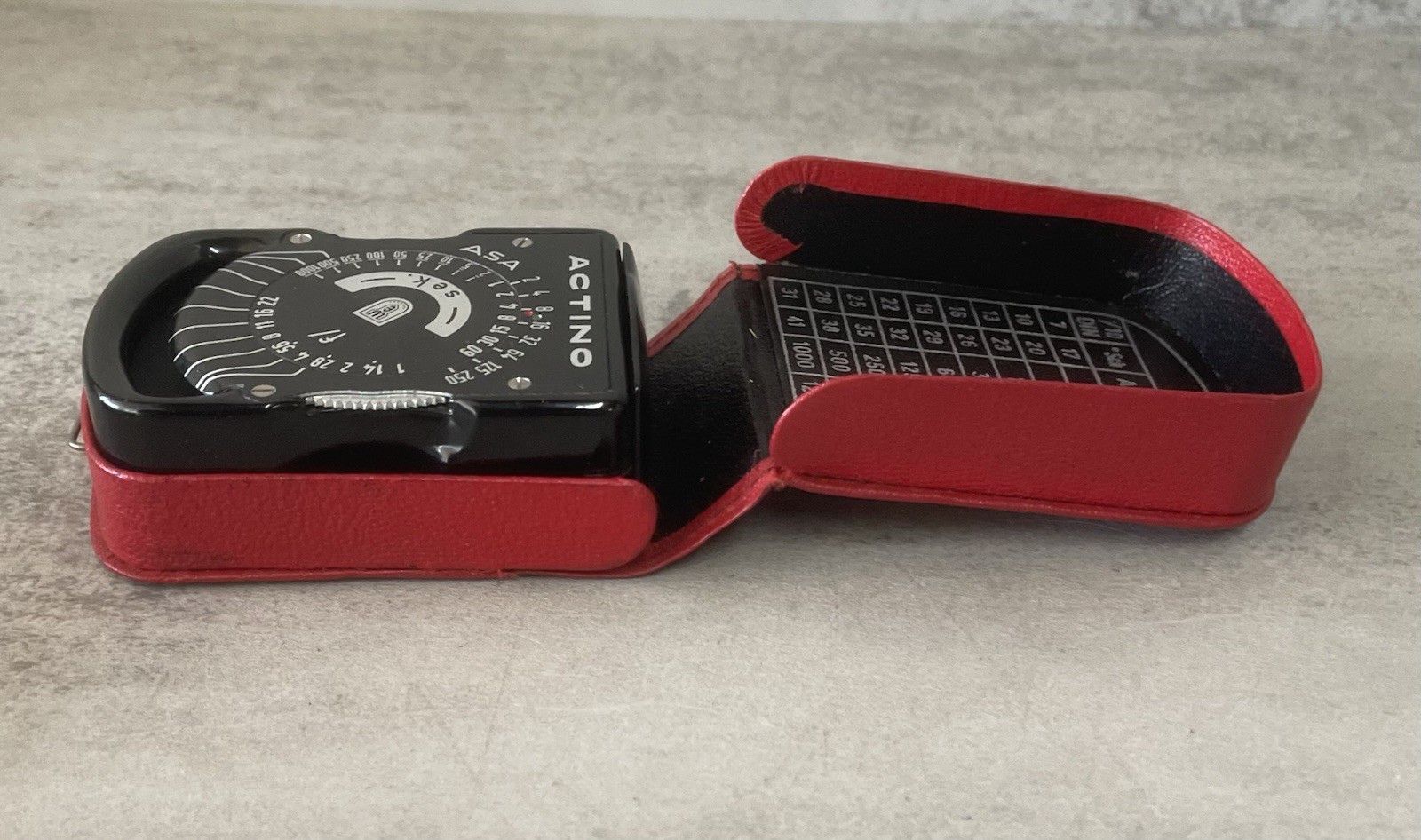 ctino A Light Exposure Meter w/ Case Box Instructions Germany VTG