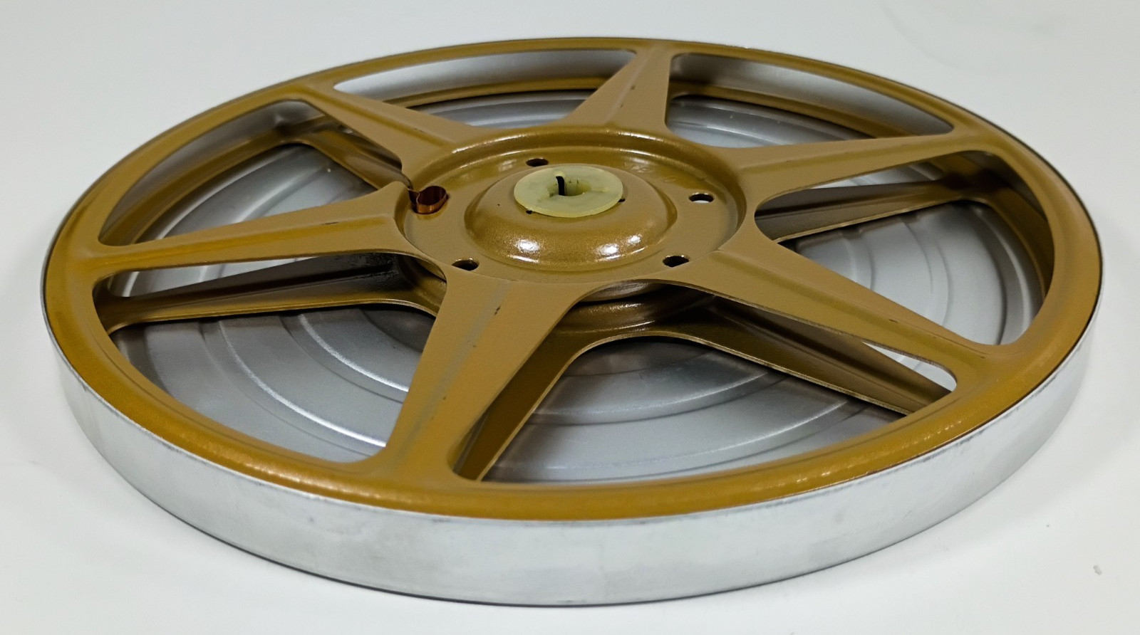 Vintage Eastman Kodak EKC 8mm Metal Film Tin with 7″ Reel.