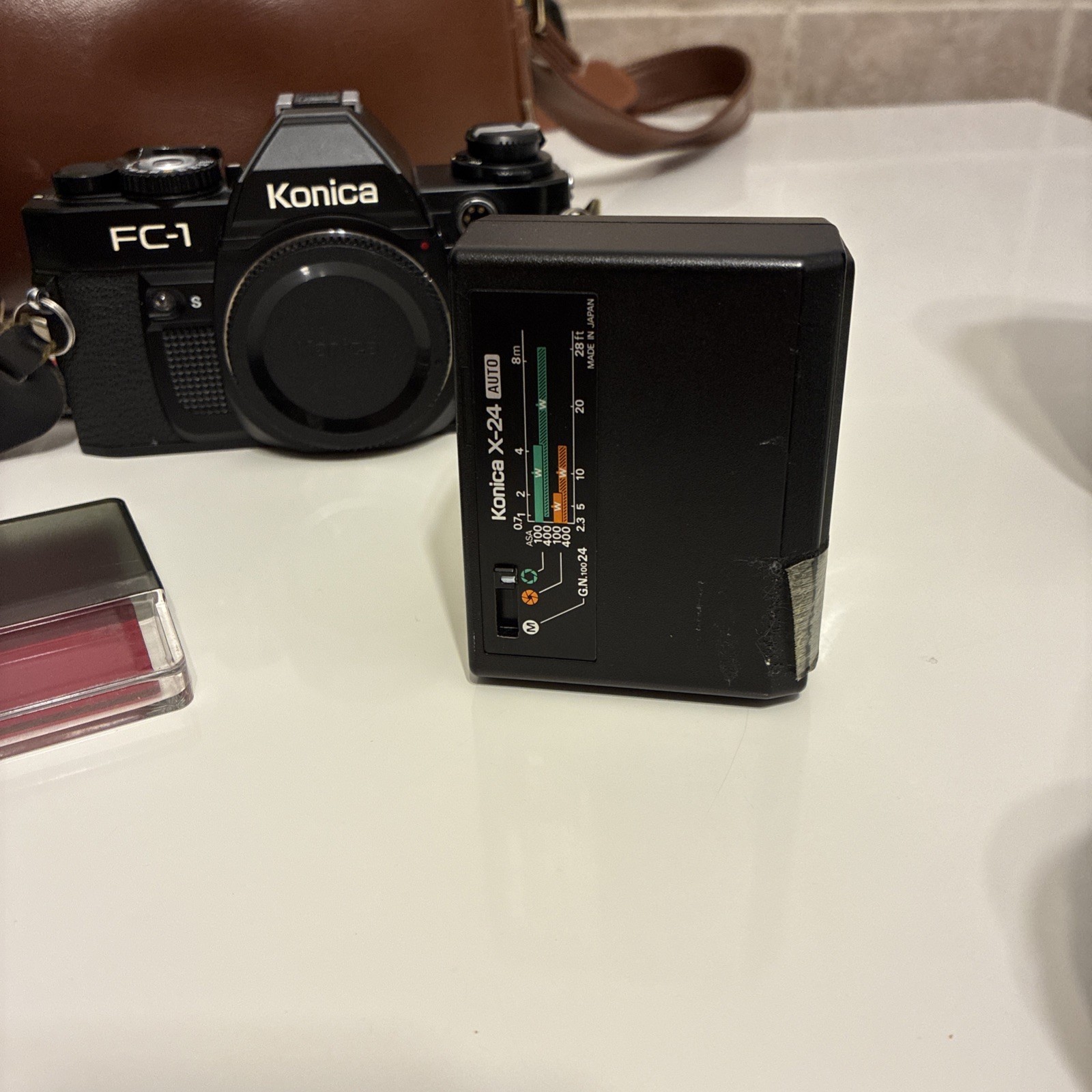 Konica FC-1 ,3 Lens,7cromofilter,leather Bag Konica Cable Swich Konica X 24 Flas