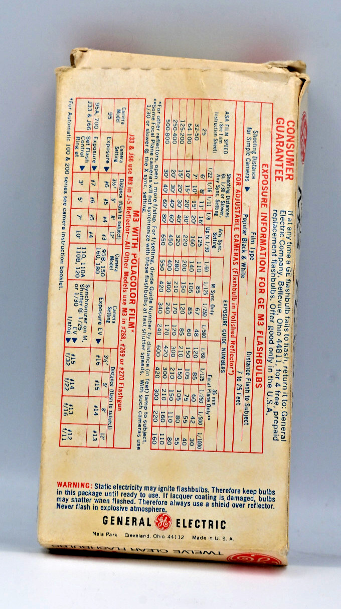 Vintage GE (6) M3 and (2) M3B Flashbulbs With Box