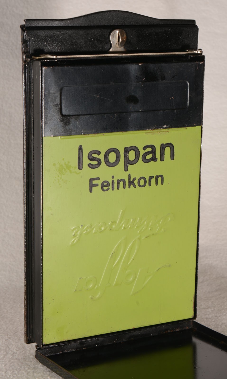 VOIGTLANDER Filmpack Holder for Green 9x12cm Bergheil Camera