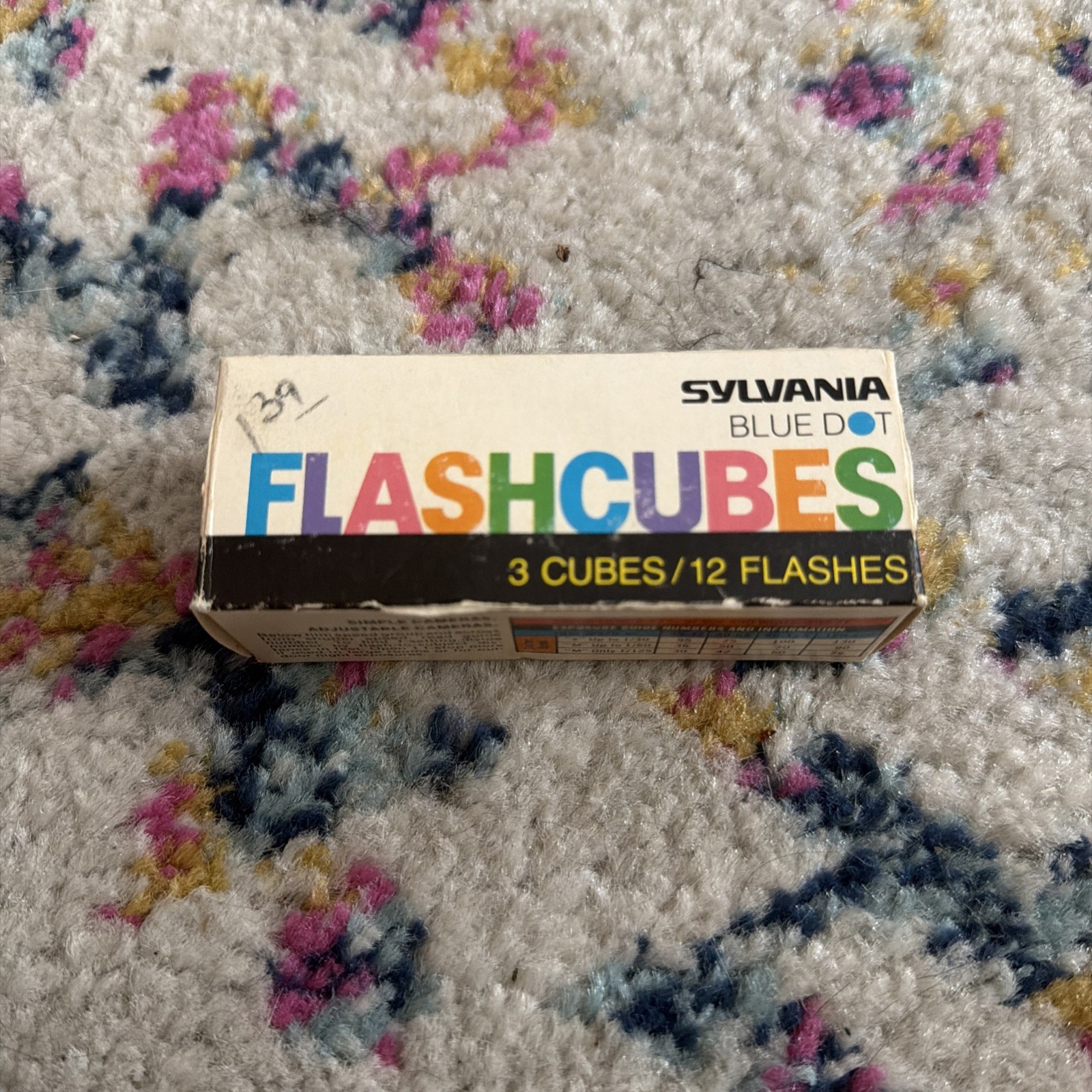 Sylvania Blue Dot Flashcubes 3 Cubes/ 12 Flashes Vintage NEw Old Stock