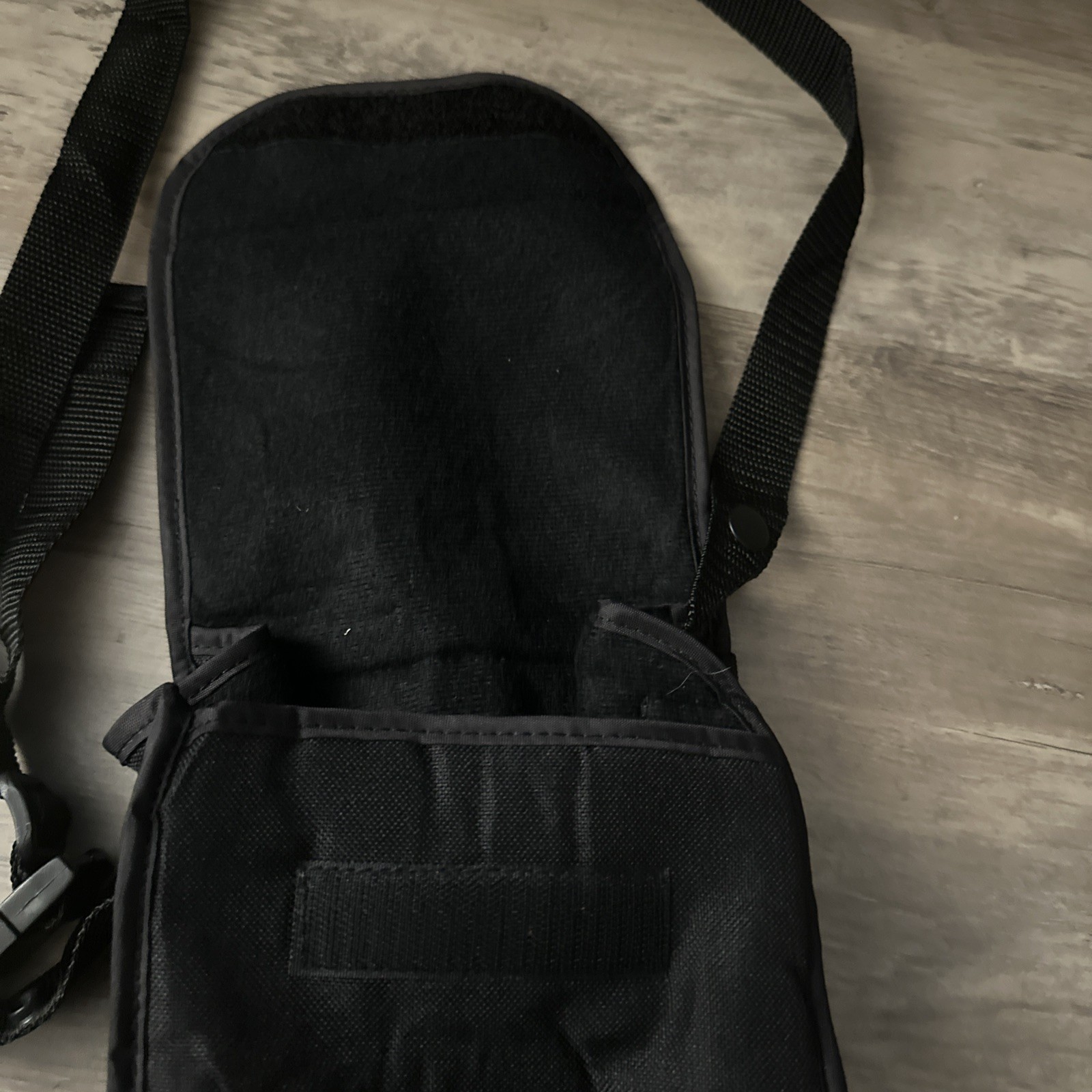 Polaroid Black 600 Express Camera Carrying Case/Bag with Adjustable Strap