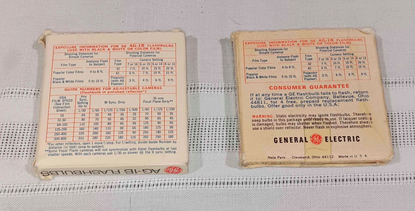 Lot Of 18 General Electric GE AG-1B Flash Bulbs