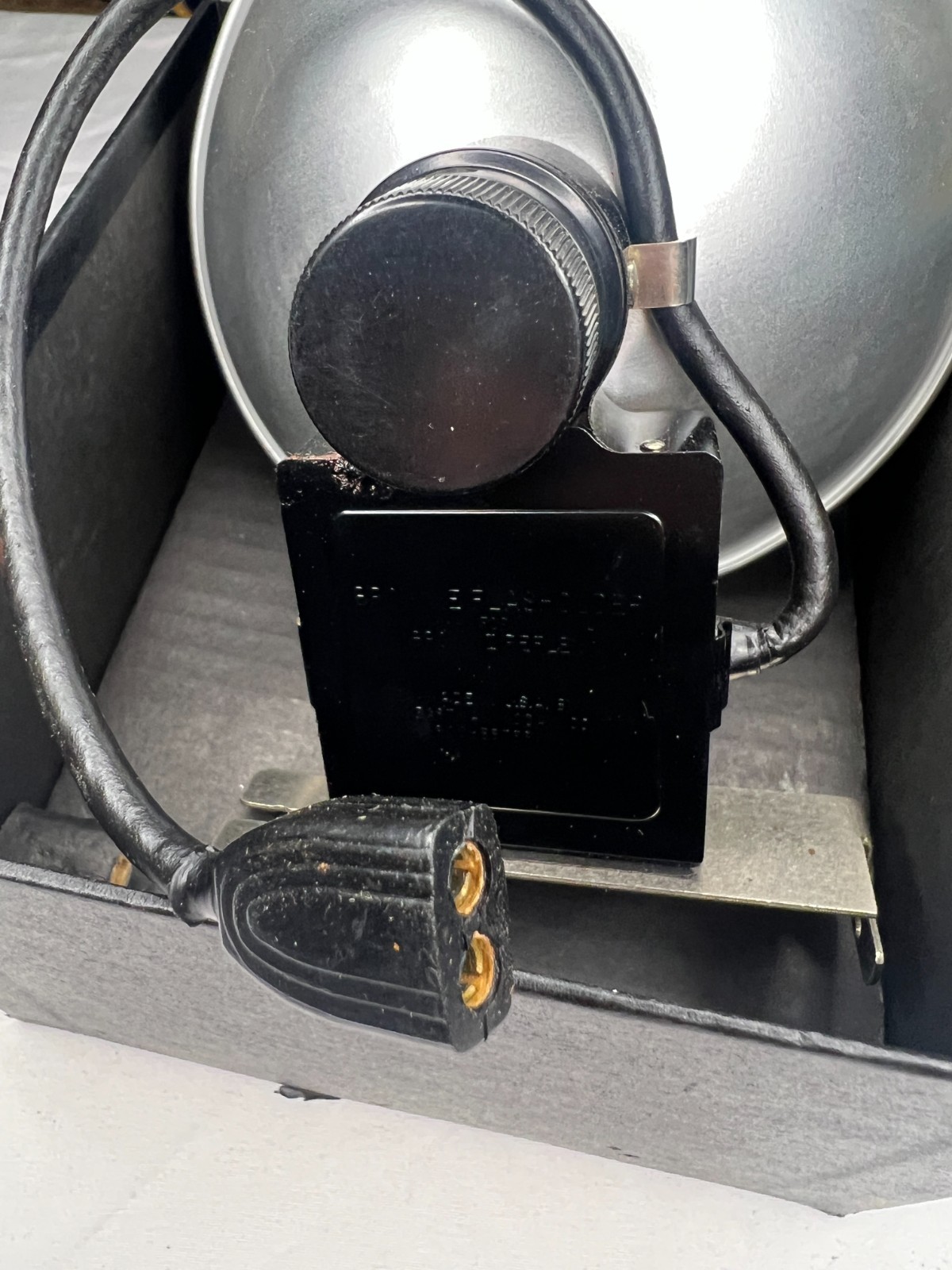 Brownie Flasholder For Brownie Reflex Synchro Model In Box