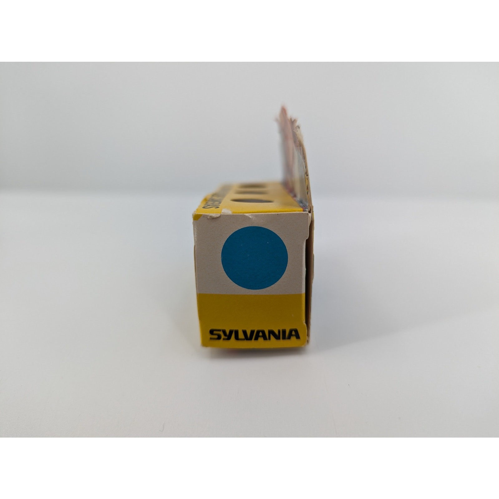 Sylvania Blue Dot Flash Cubes Set of 3 – 12 Flashes