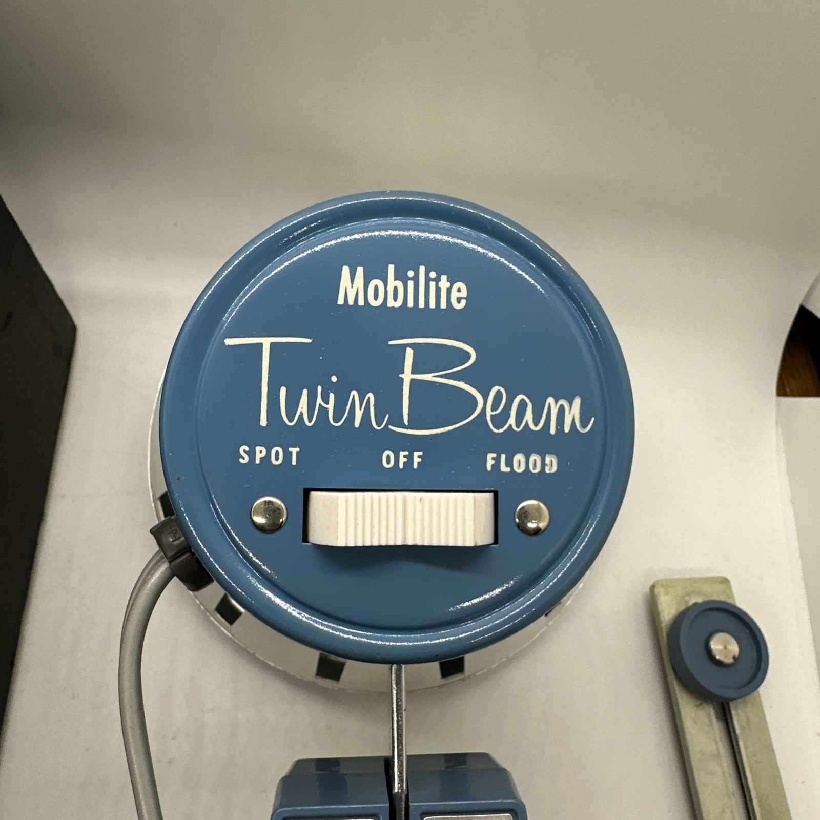Vintage Mobilite Twin Beam Tilt Spot And Flood Light 3400K Flex Electric Works