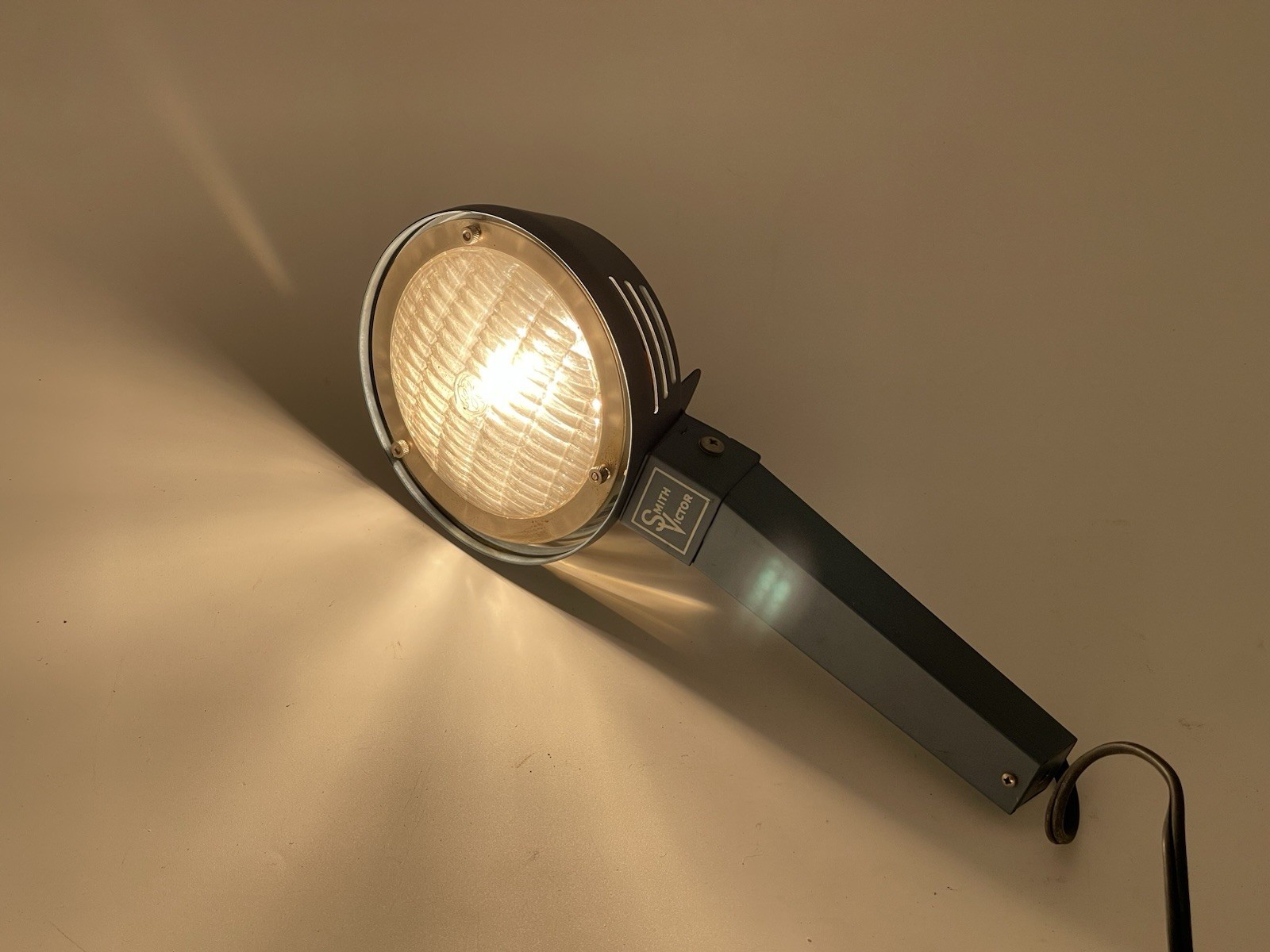 Vintage Smith Victor Movie Flood Light Model L6 1964 USA