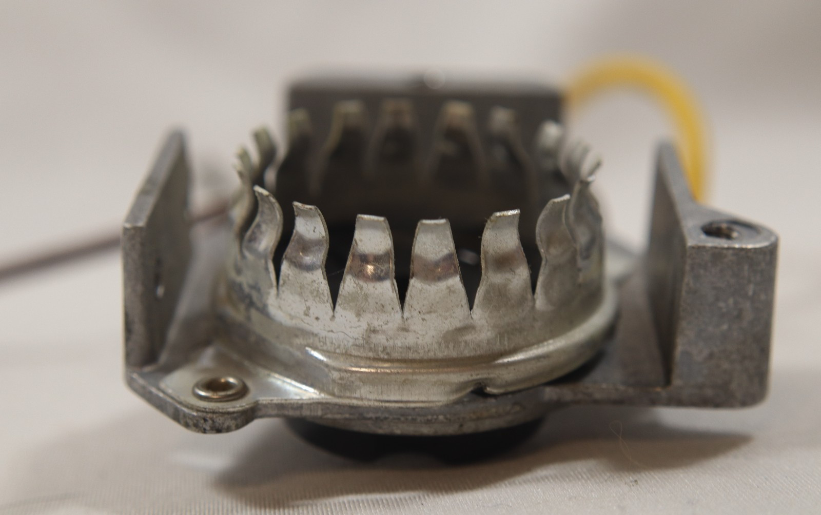 Bell & Howell 456 Projector Lamp Socket Assembly for DJL DNF Bulb Vintage