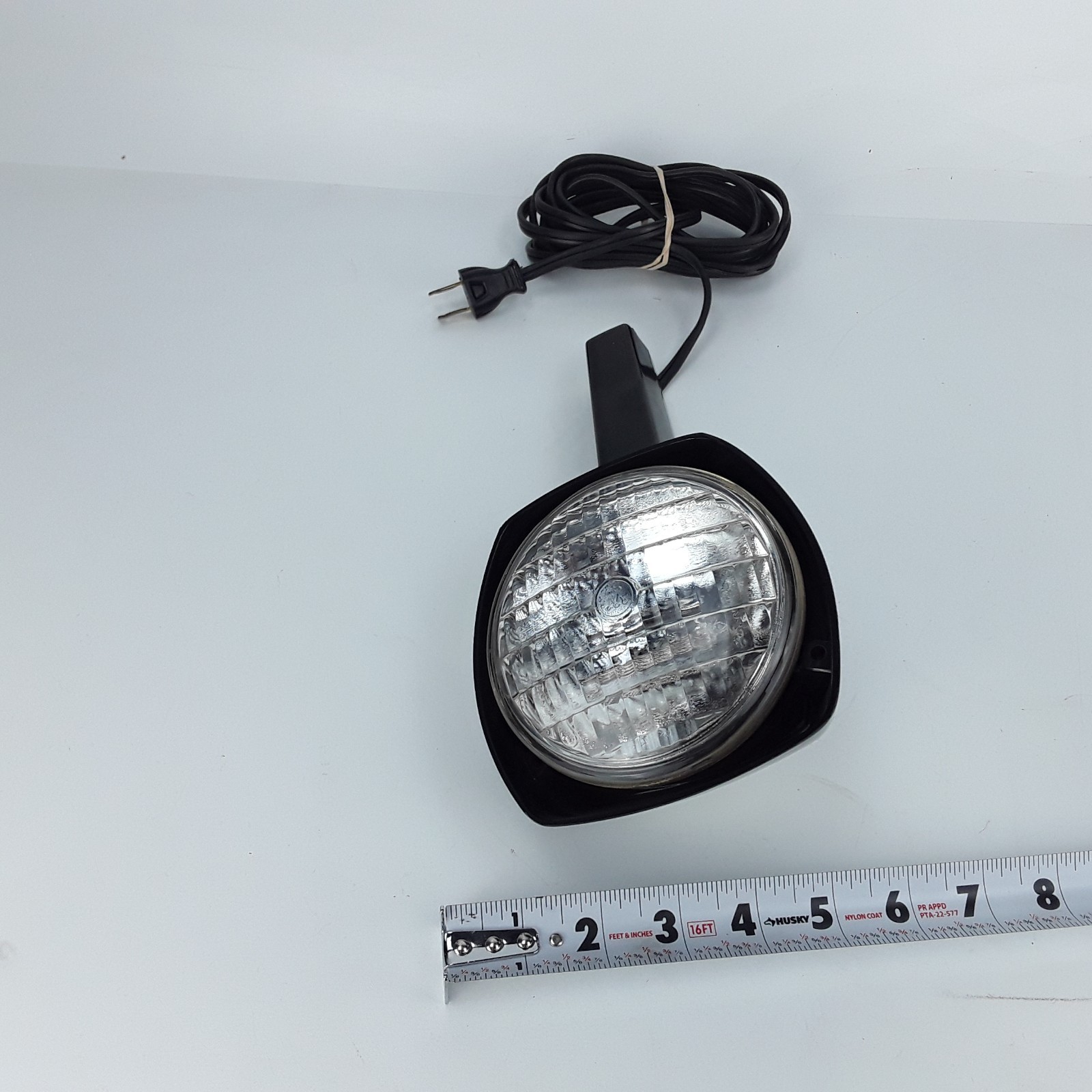 Vintage Tower Bright Beam Movie Camera Light Black Wired Universal Made in USA