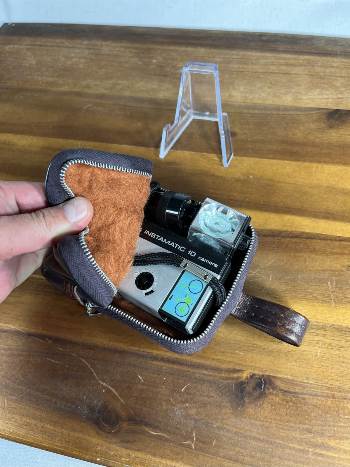 KODAK 1970’s Smile Saver Camera case Vintage With Camera And Extras