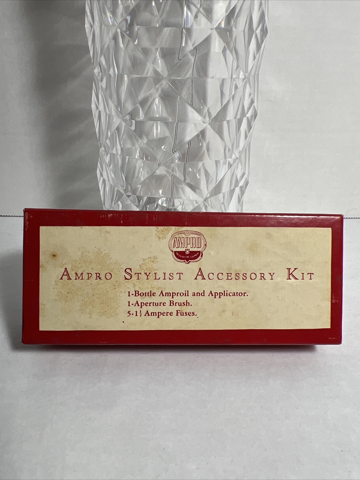 AMPRO Stylist Projector Accessory Kit: 1 Bottle Amproil, 5 Fuses, 1 Brush w/Box