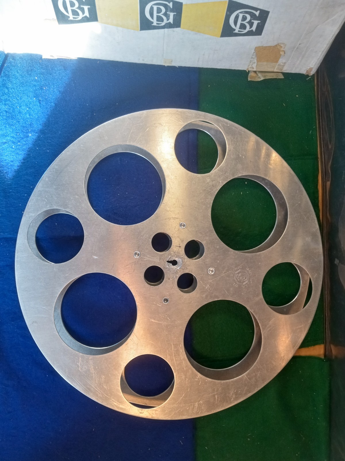 Vintage Goldberg Bros 35mm 3000 Ft Aluminum Movie Film Reel w/ Original Box