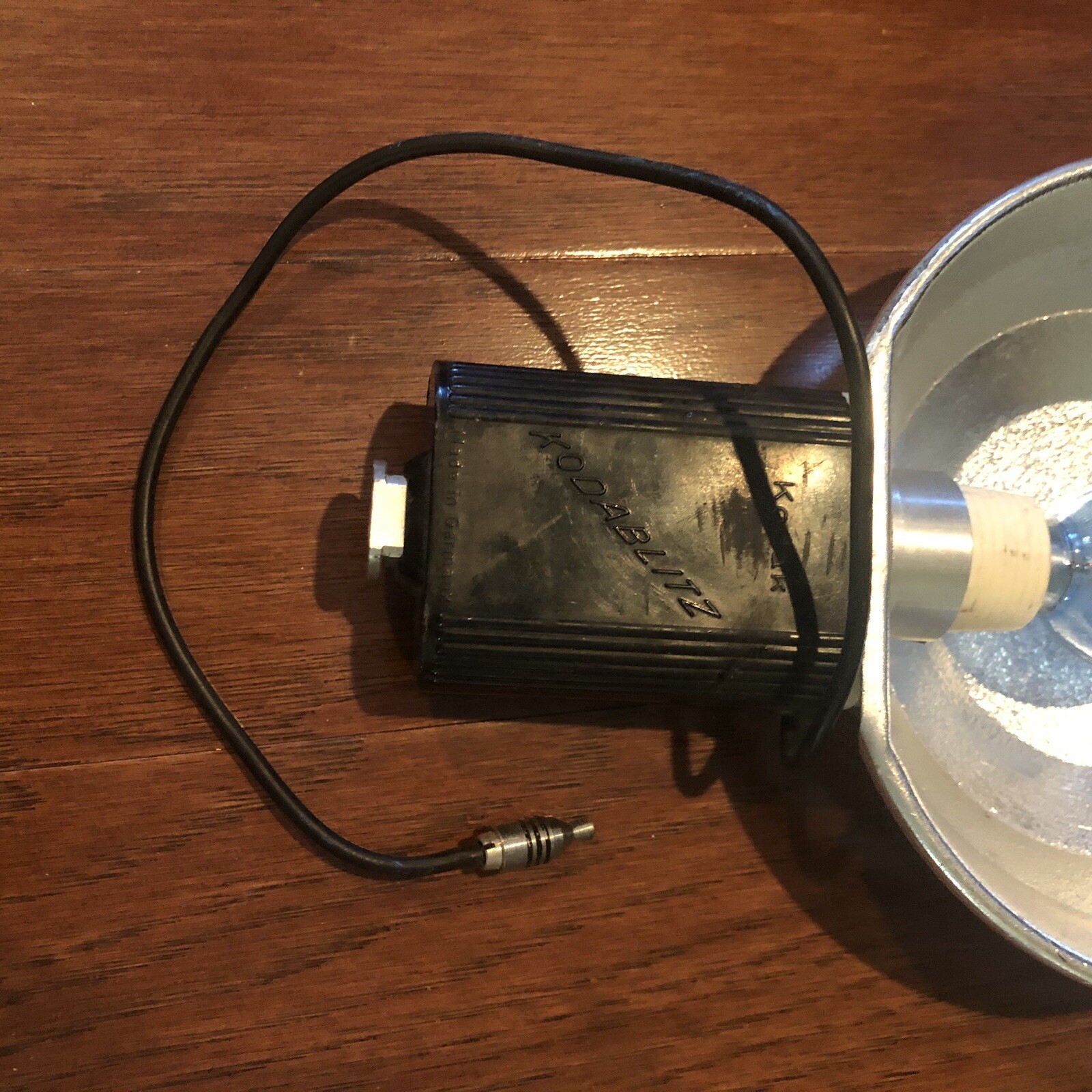 26 Unused SYLVANIA Blue Dot Vintage Clear FLASHBULBS Camera Flash Photos
