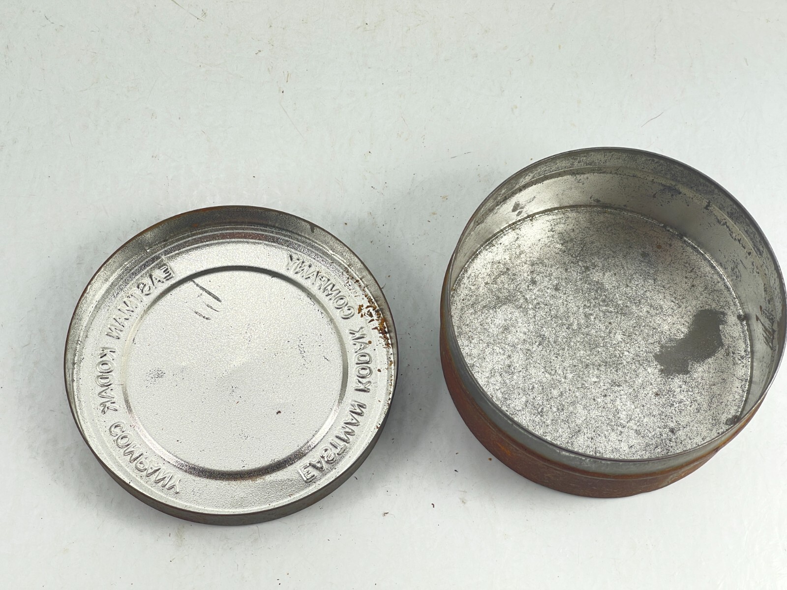 Vintage Eastman Kodak Company Thick 1.75″ T x 3-7/8″ Diam Film Can Canister L2