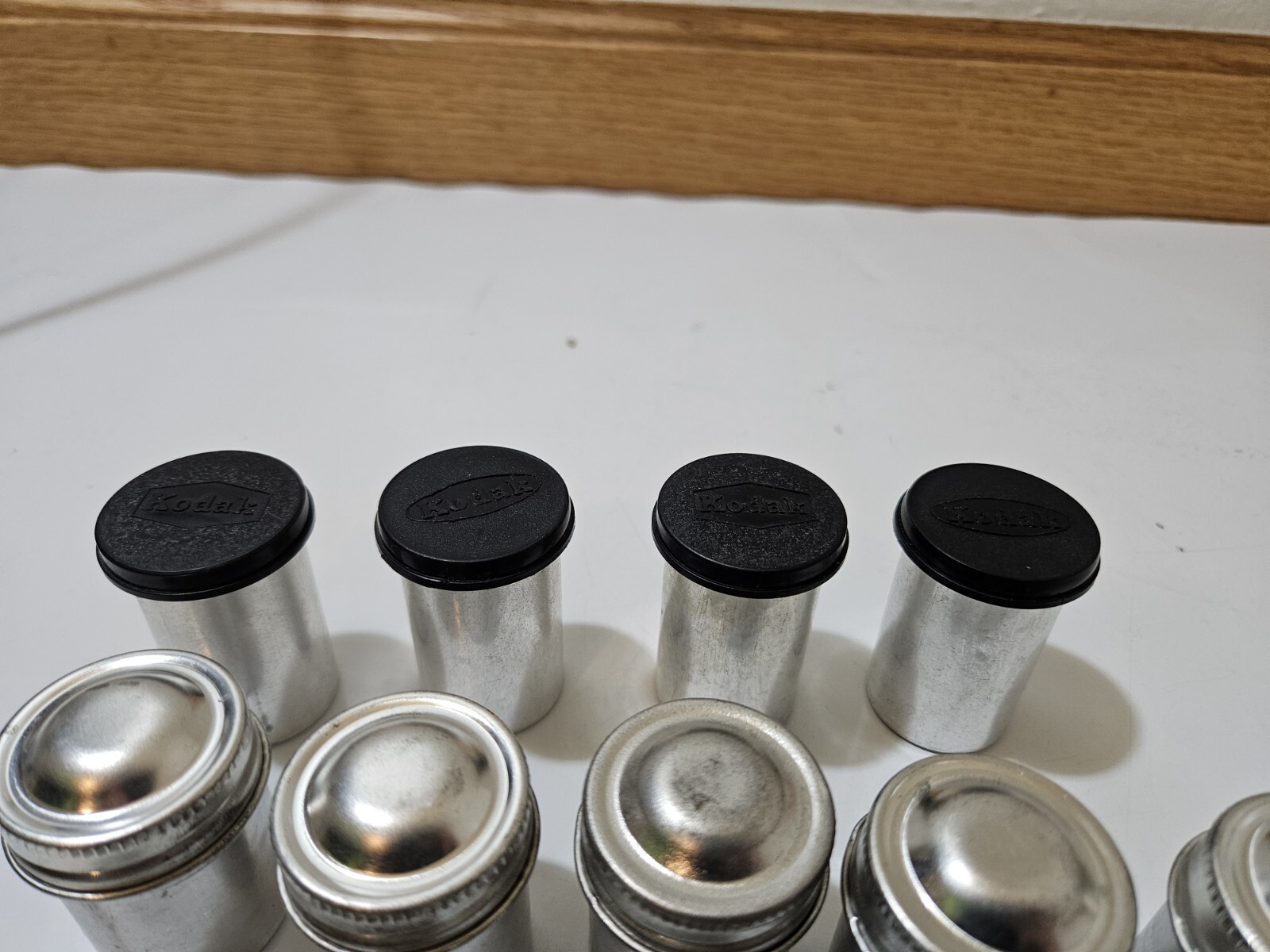 19 Tin Film Canisters Lot 4 W/ Plastic Press Lids 15 W/ Screw Cap Tops VTG 35mm