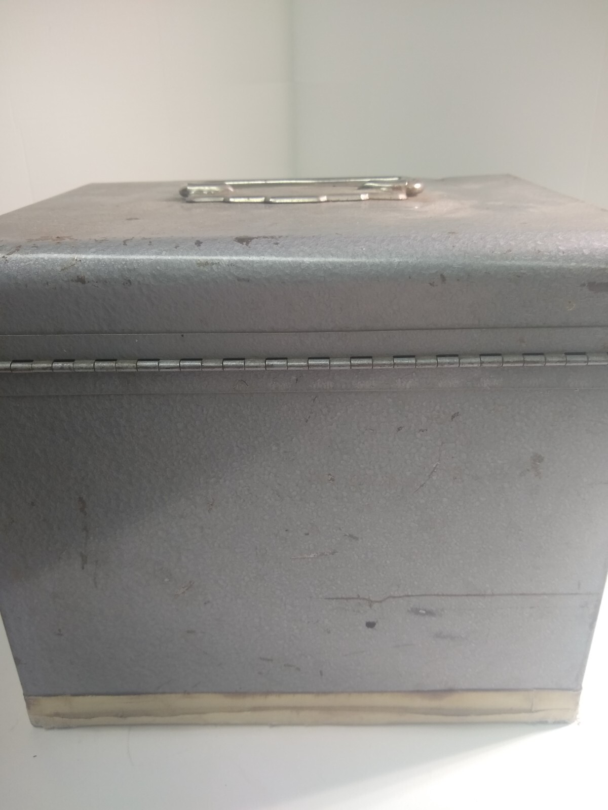 Vintage Logan Deluxe Silver Metal 8mm Film Reel Chest 12 Slots Box Storage