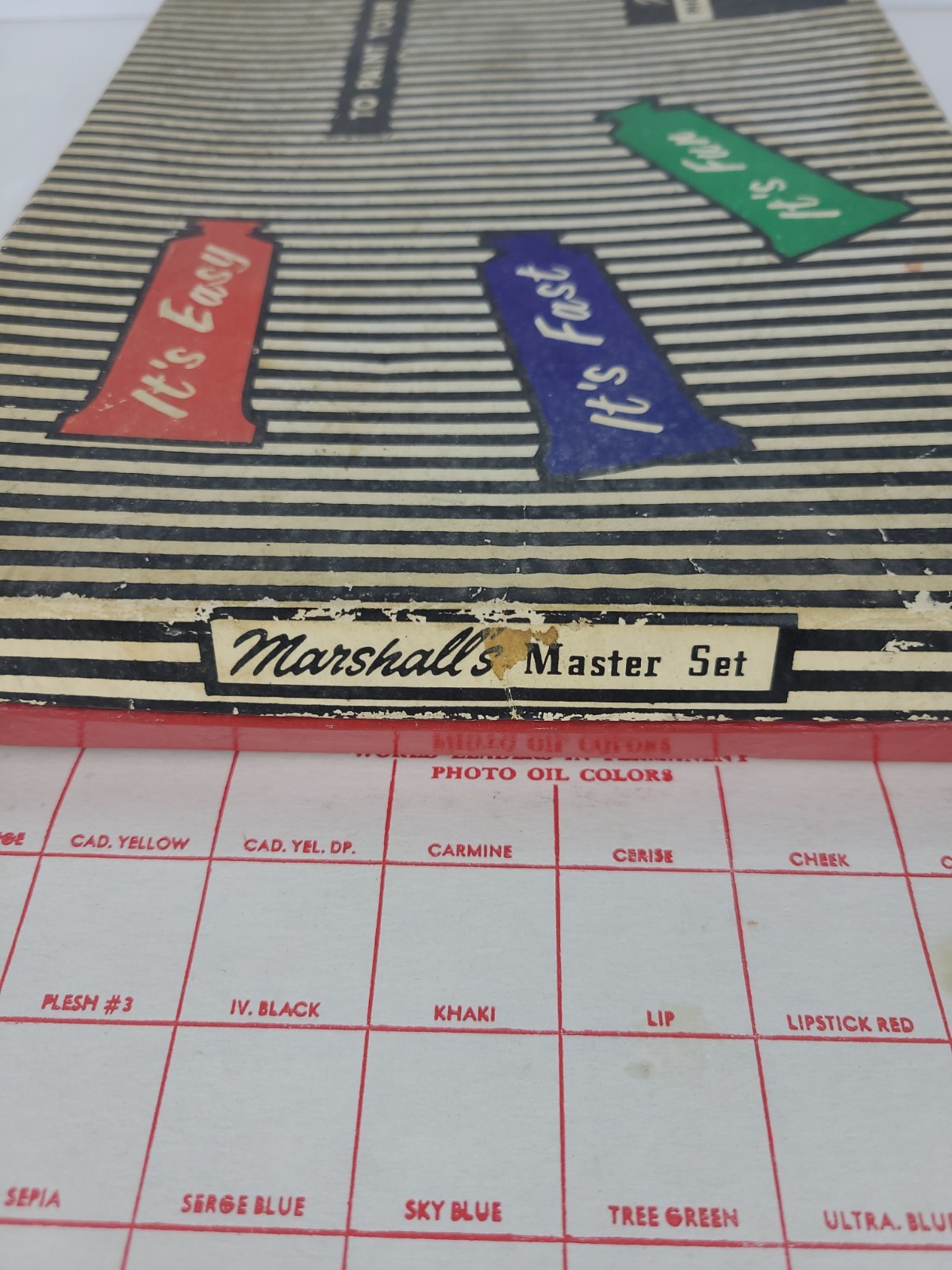 Vintage Marshall’s Photo Oil Colors Art Kit Hobby Prop – See Photos