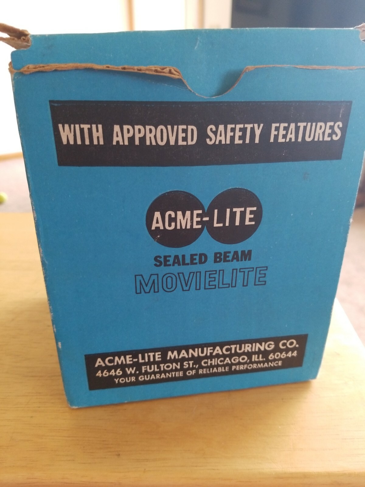 Vintage Acme-Lite Sealed Beam Movielite Model 96 Watts 250 Volts 115 W/Box