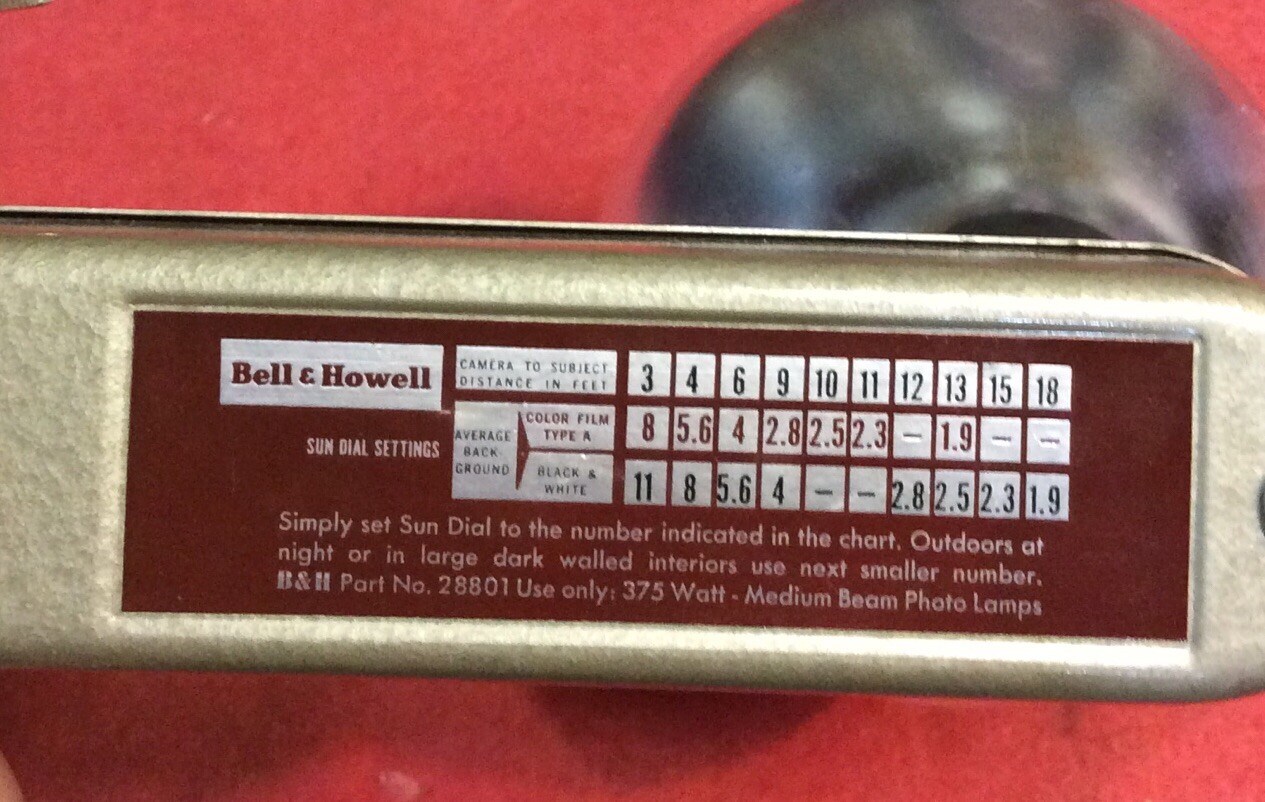 VTG Bell & Howell Flood Lamp Light Bar & Bulbs in Original Box Indoor Movies