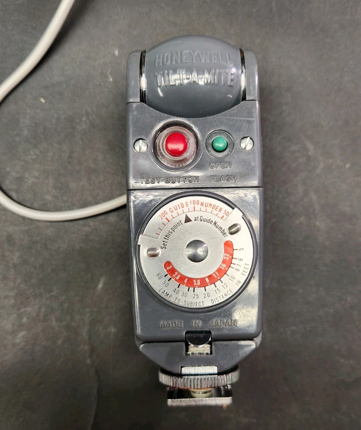 Vintage Honeywell Tilt-A-Mite Camera Flash Unit Made in Japan With Case & Box