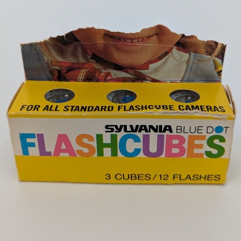 Sylvania Blue Dot Flash Cubes Set of 3 – 12 Flashes
